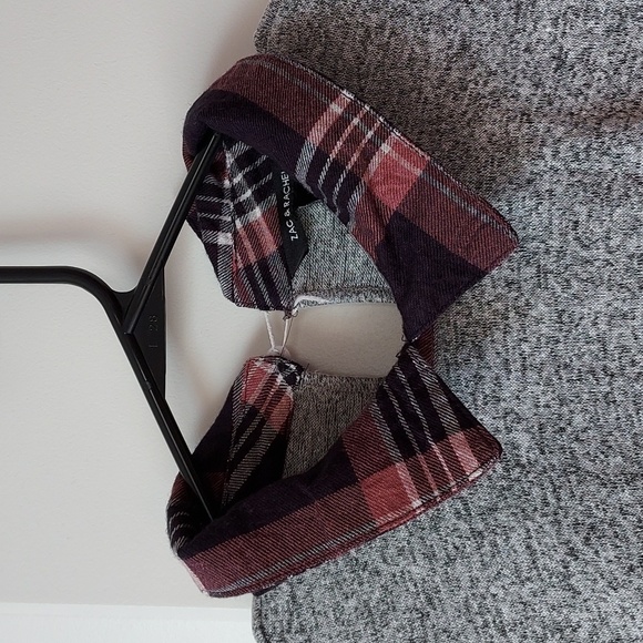 Zac & Rachel 1x long sleeve top w/ flannel as collar and bottom - Picture 3 of 12